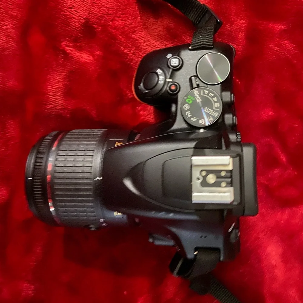 DSLR CAMERA - NIKON D3500